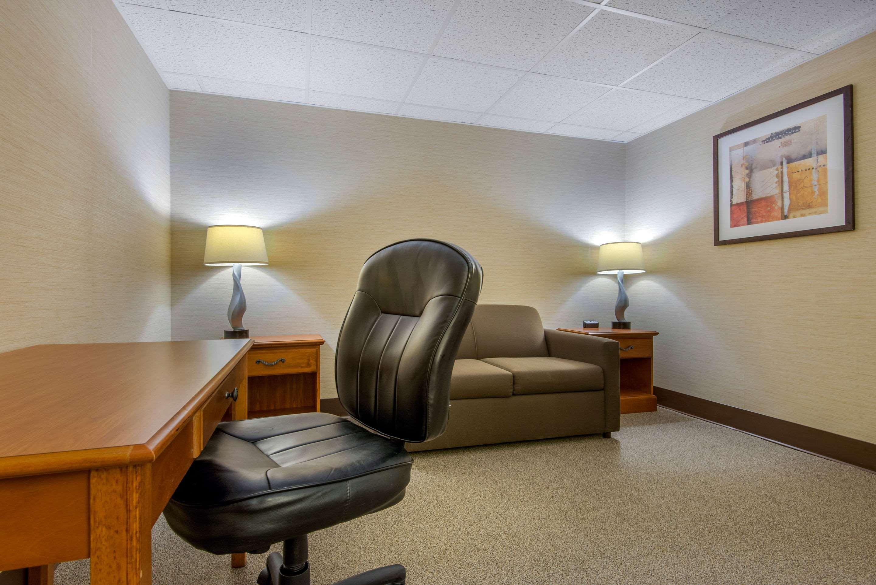 Quality Inn & Suites Мансфилд Экстерьер фото