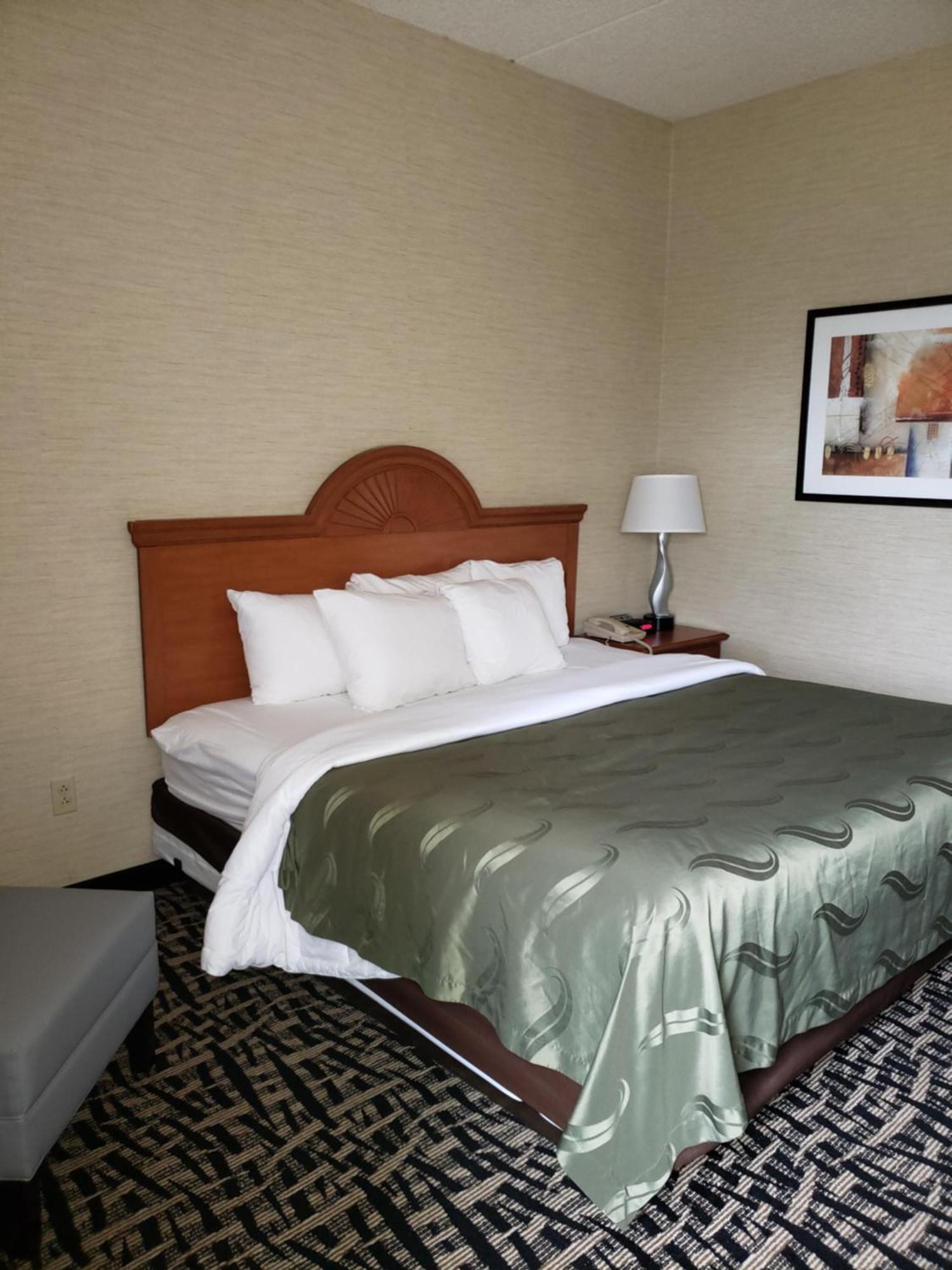 Quality Inn & Suites Мансфилд Номер фото
