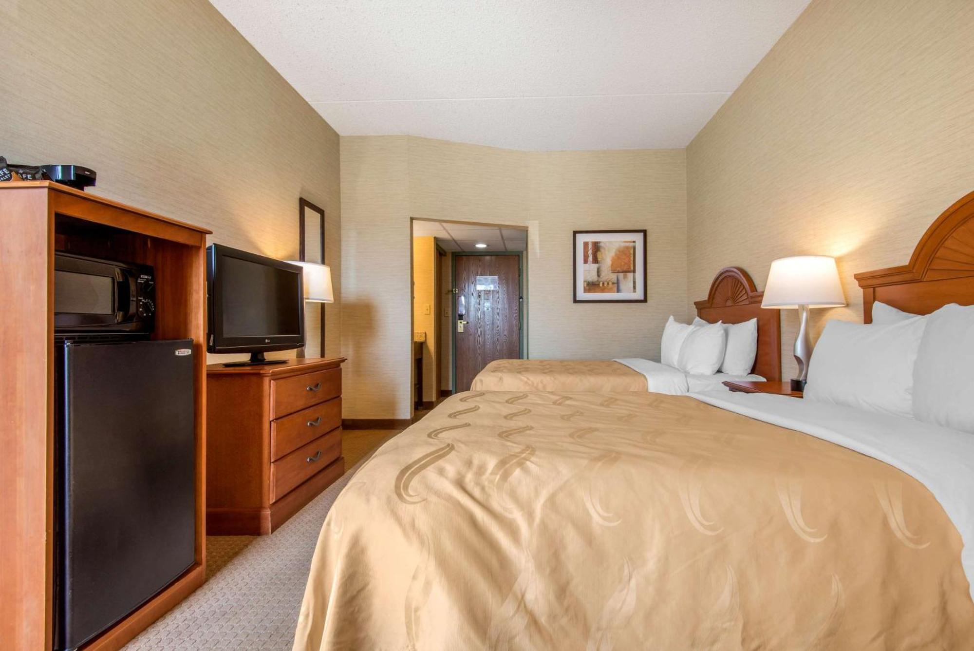 Quality Inn & Suites Мансфилд Экстерьер фото