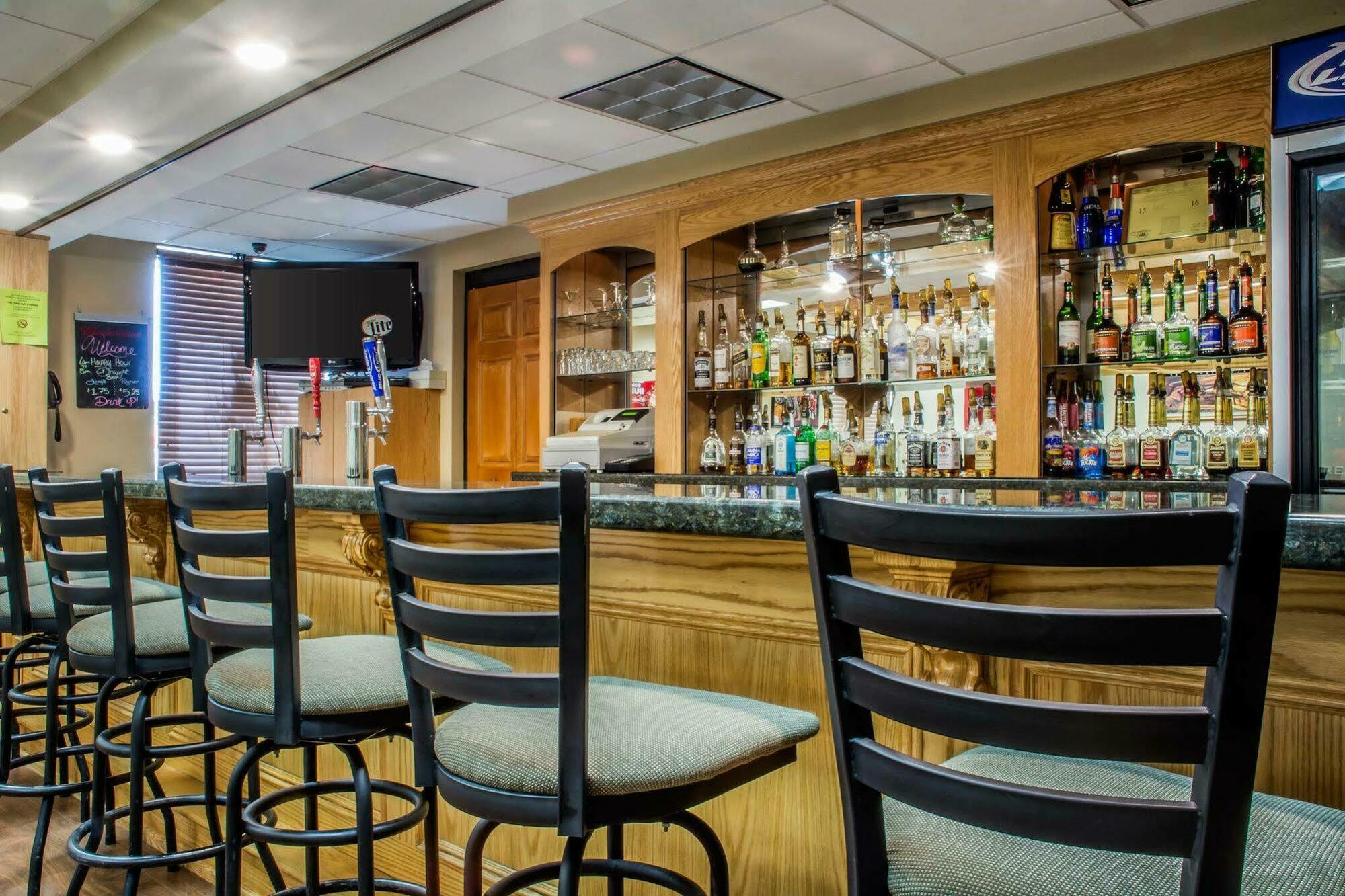 Quality Inn & Suites Мансфилд Экстерьер фото