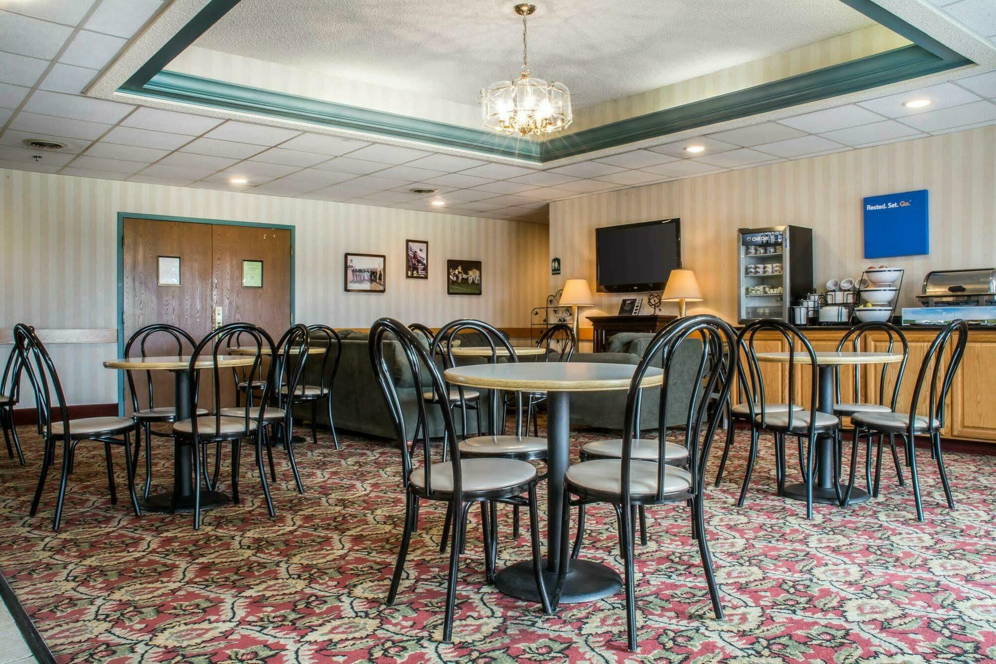 Quality Inn & Suites Мансфилд Экстерьер фото